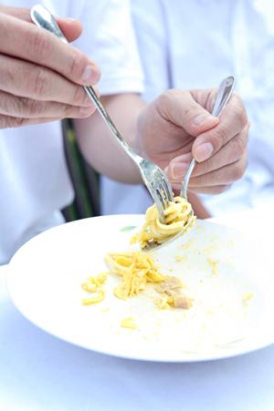秋葉原のコンカフェでリアルな恋人体験を満喫！楽しい夜遊びスポットを徹底ガイド